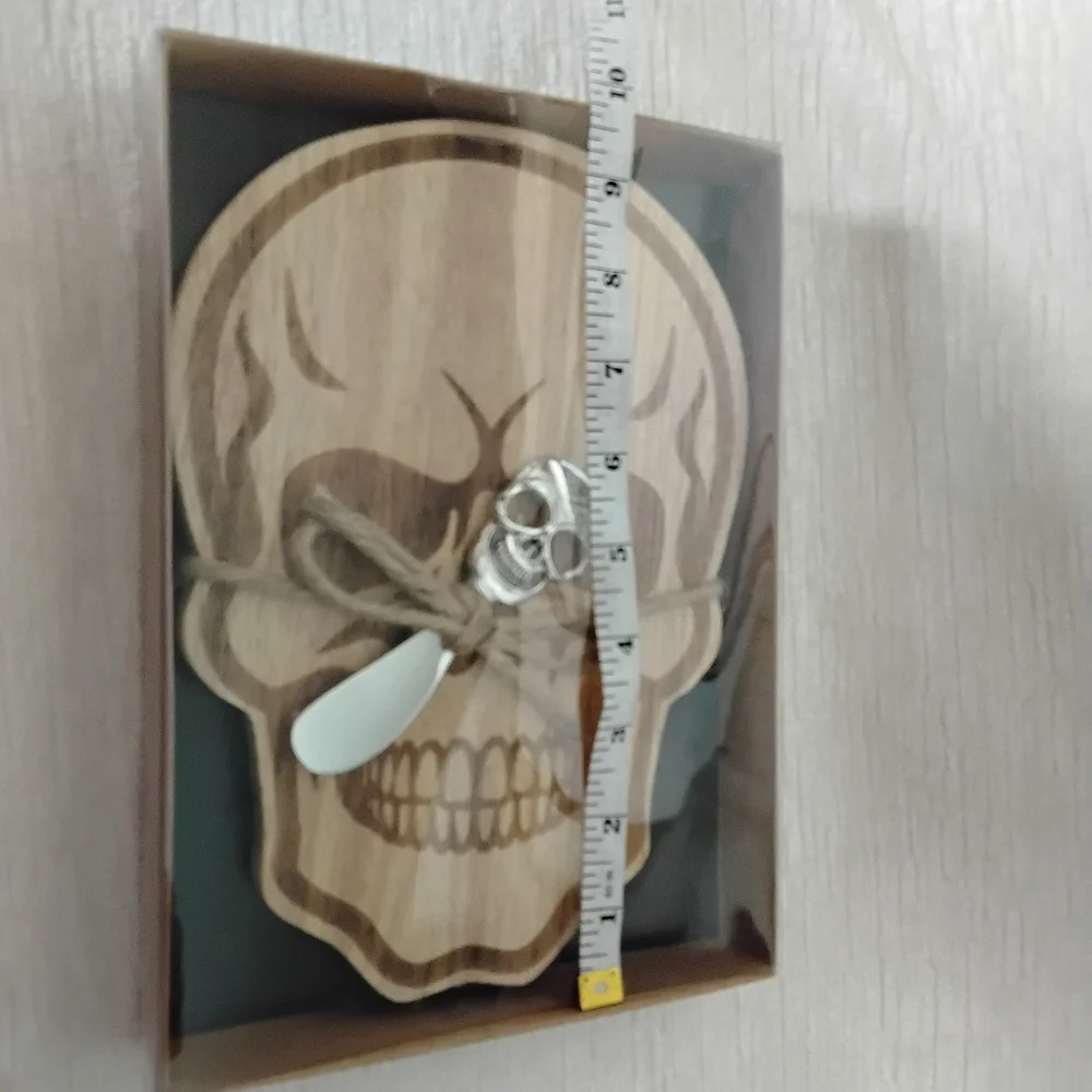 Skull Shaped Cutting Board with Skull Handle Cheese Spread Knife ~9